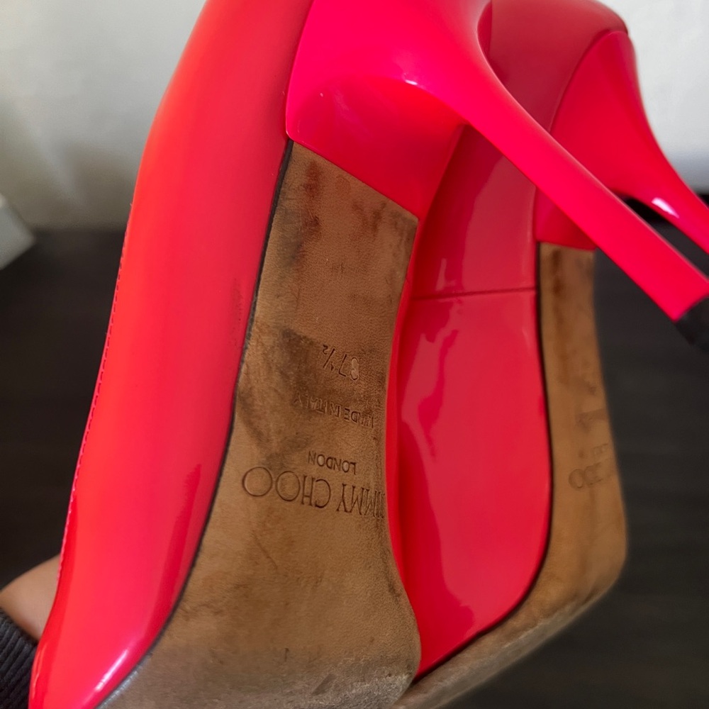 Jimmy Choo Vibrant Pink Patent Leather Pointed-Toe Stilettos - Picture 7 of 10